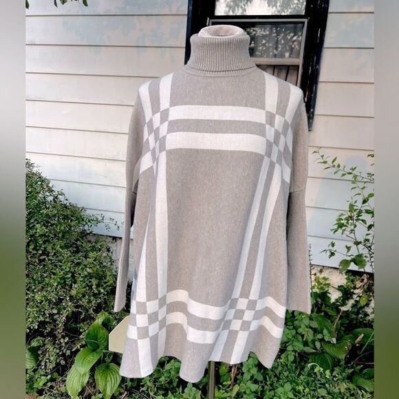 NWT Joseph A Gray/ White Plaid Turtleneck Poncho Ribbed Fitted Sleeves - Picture 1 of 10